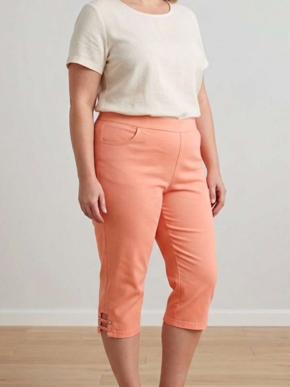 Creation Peach Coral Cutout Rhinestone Hem Capris Shorts Size XXL